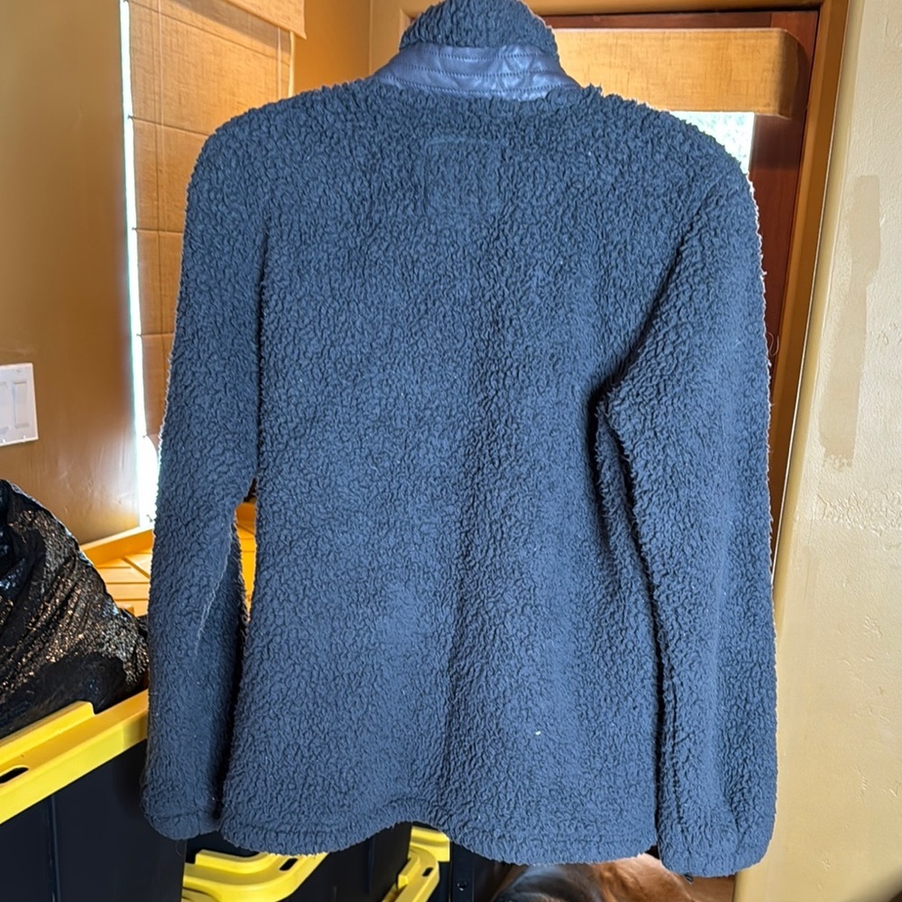 Abercrombie & Fitch Soft A&F Leather Trim Sherpa Fleece Jacket Size Small - Picture 10 of 10